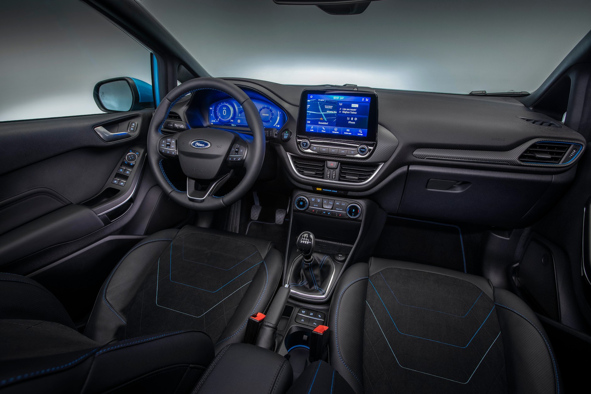 2021 FORD FIESTA STUDIO INTERIOR 16