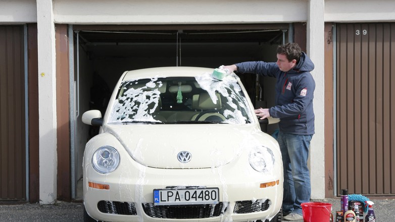 Jak dobrze umyć auto?