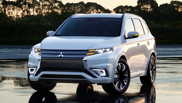 Paryż 2014: Mitsubishi Outlander Concept-S