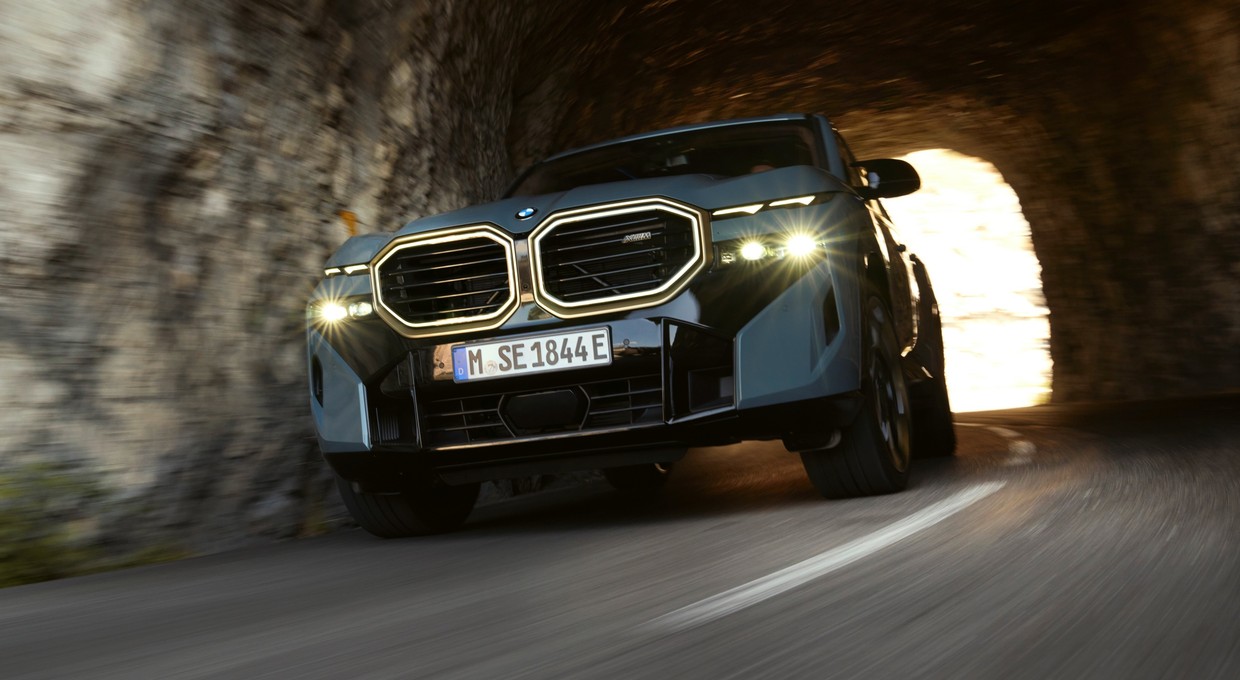 To pierwsze takie BMW M od 41 lat! Potężne XM ma 653 KM