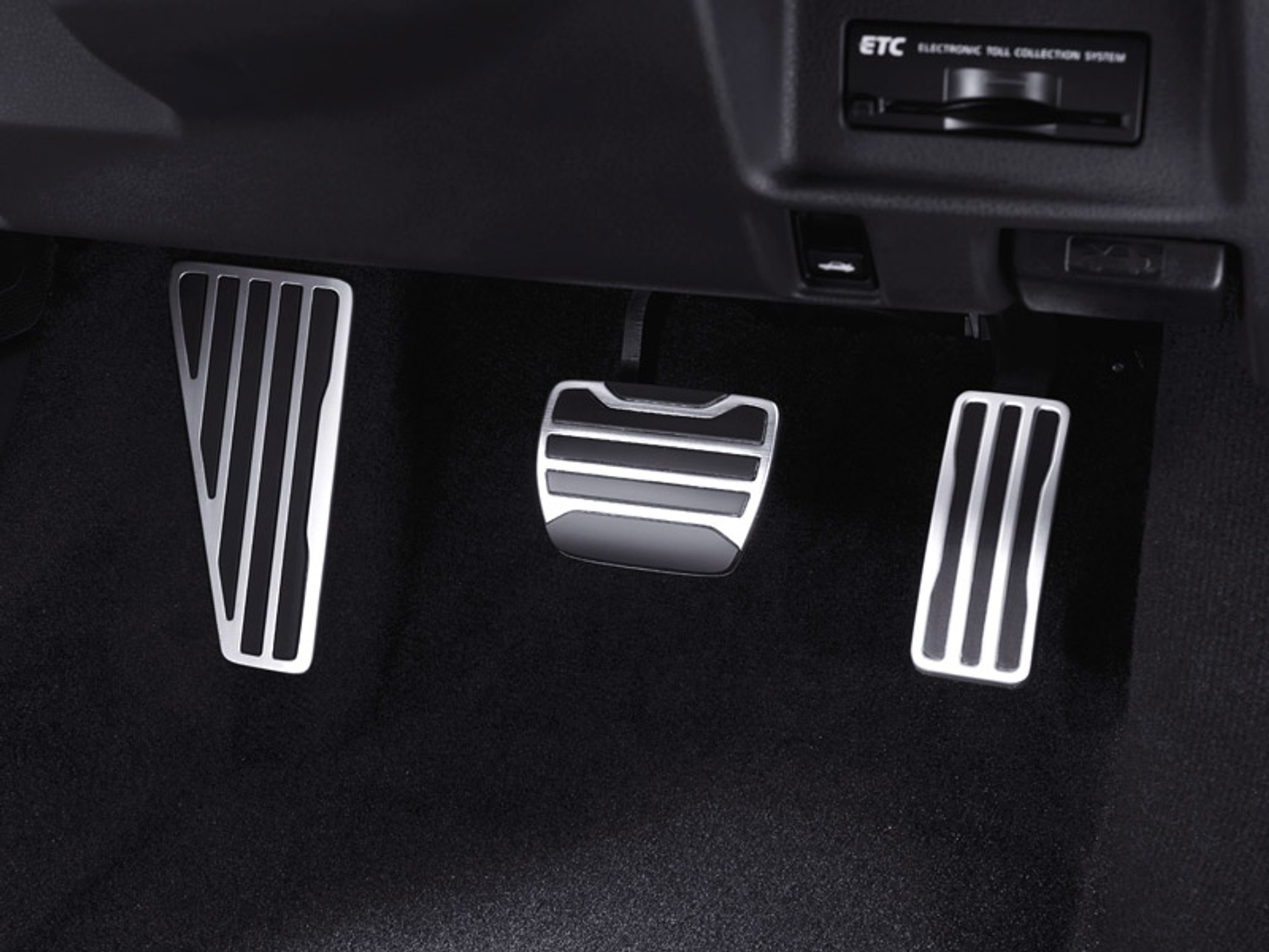 Tokio Motor Show 2007: Nissan GT-R – oficjalne informacje, zdjęcia i wideo