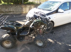 Samochód zderzył się z quadem. Wiek kierowców zaskakuje