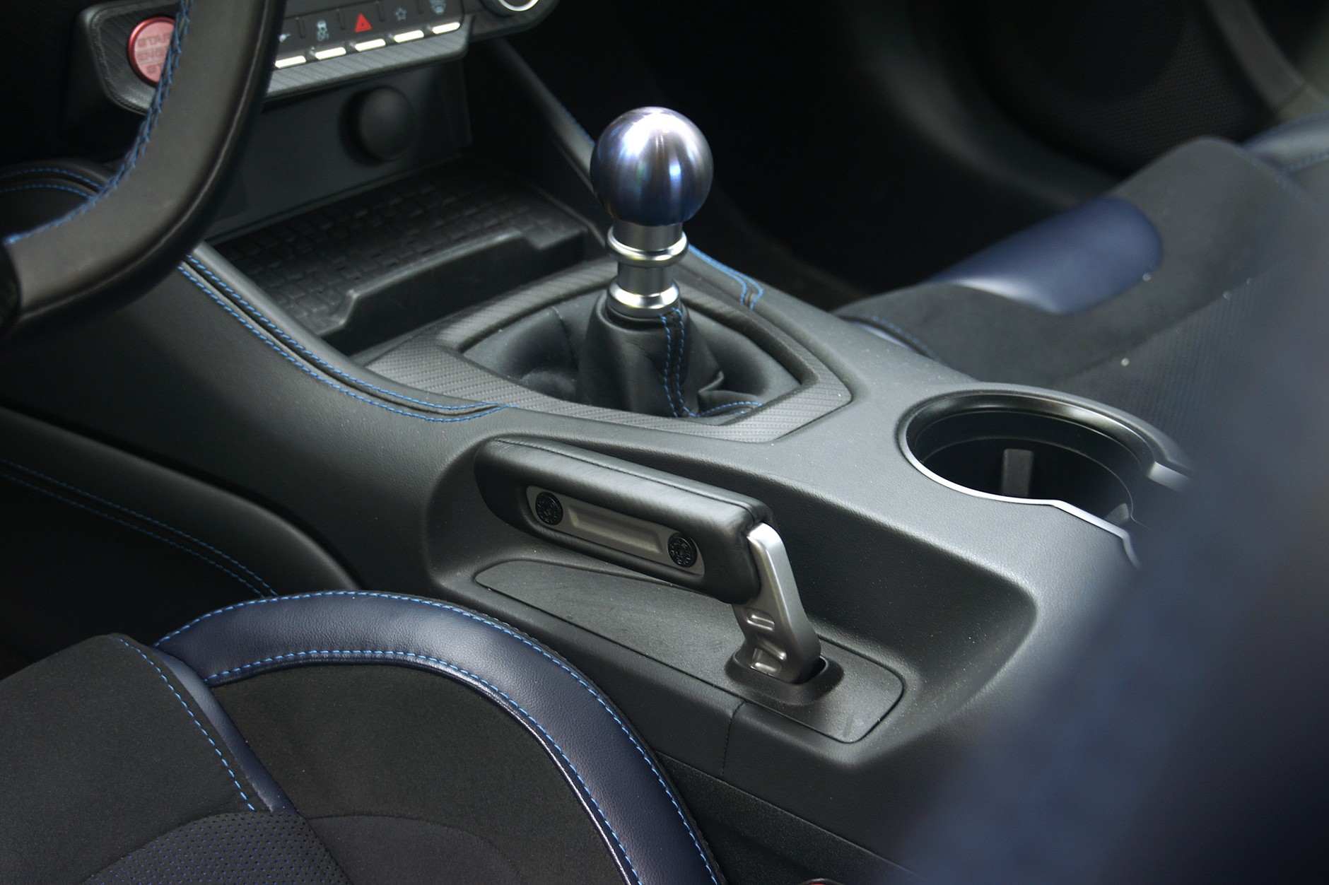 Ford Mustang Dark Horse