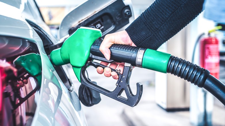 Czy warto tankować paliwa premium?