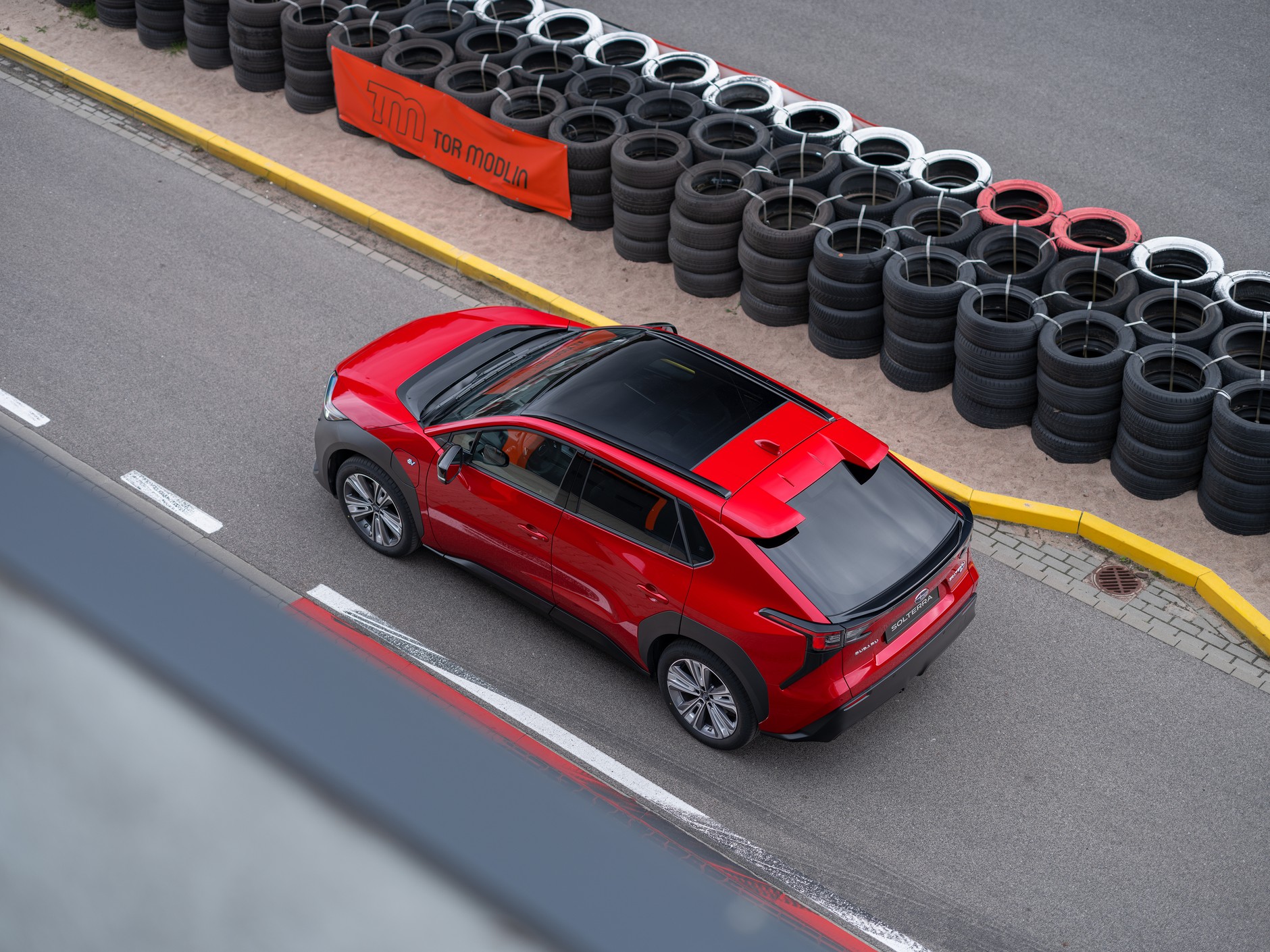 Subaru Solterra 2022 r. 1 generacja