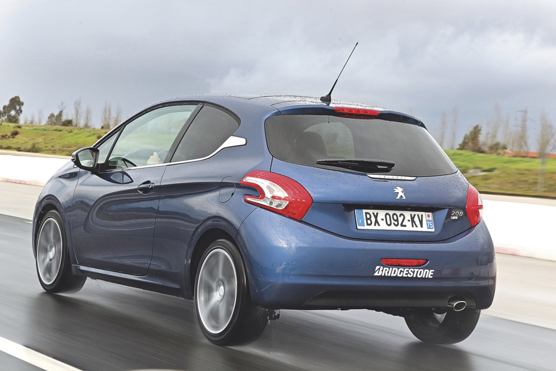 Już wiemy jak jeździ Peugeot 208