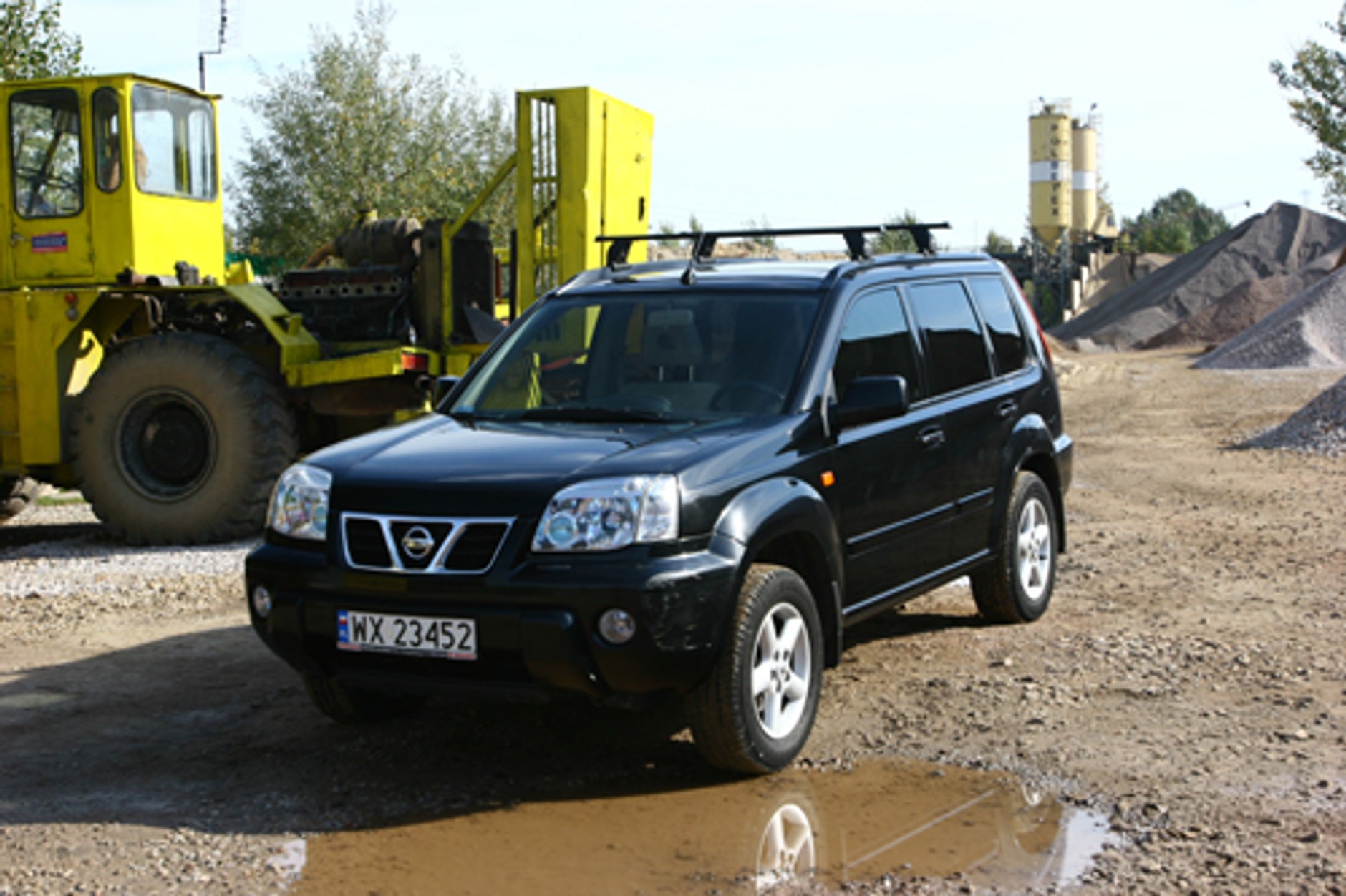 NISSAN X-TRAIL 2.0 - Mocny ciałem i...