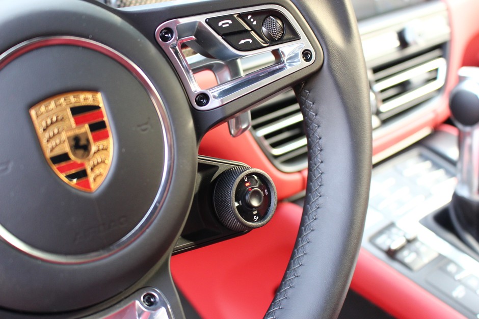 Porsche Macan S