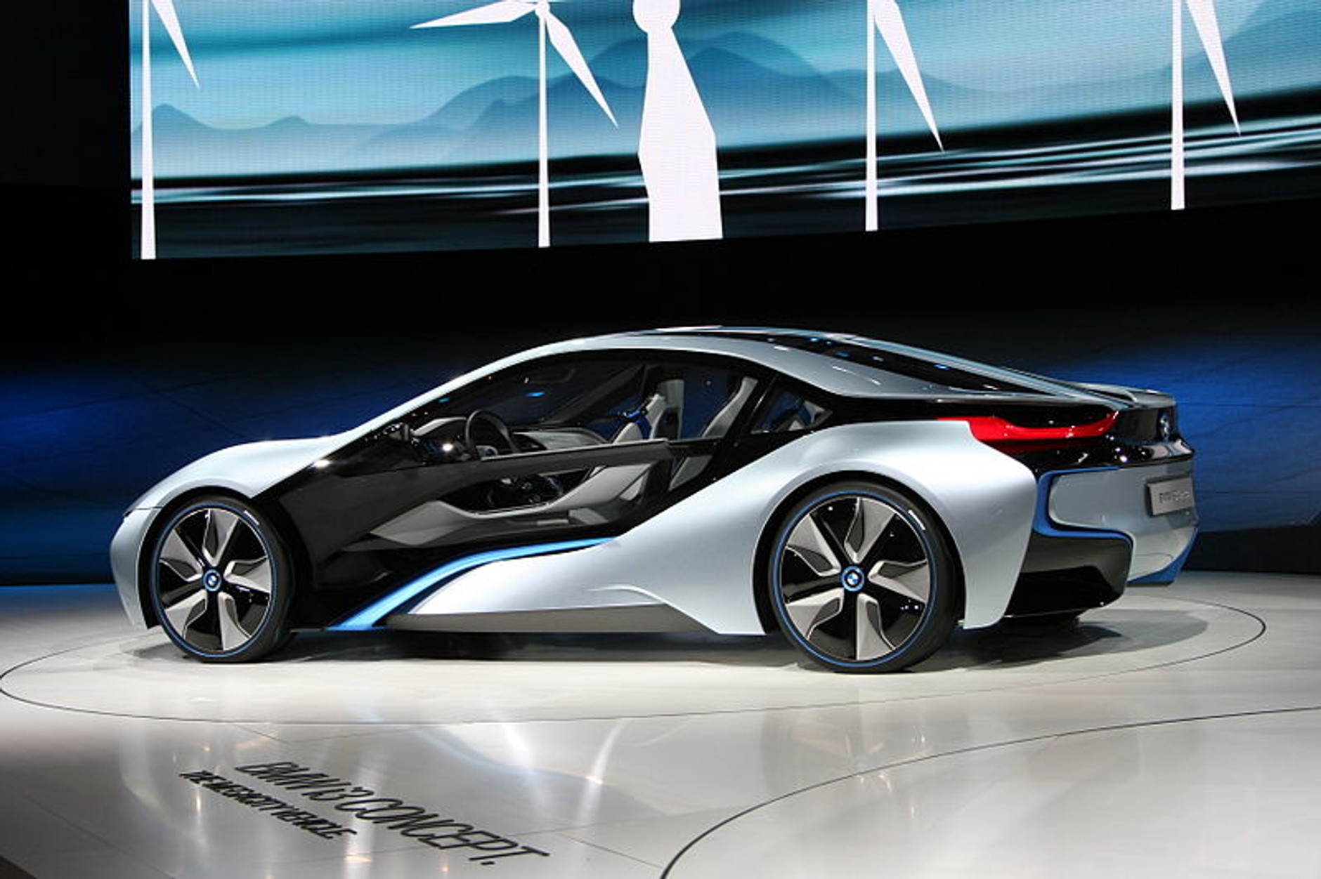BMW i8