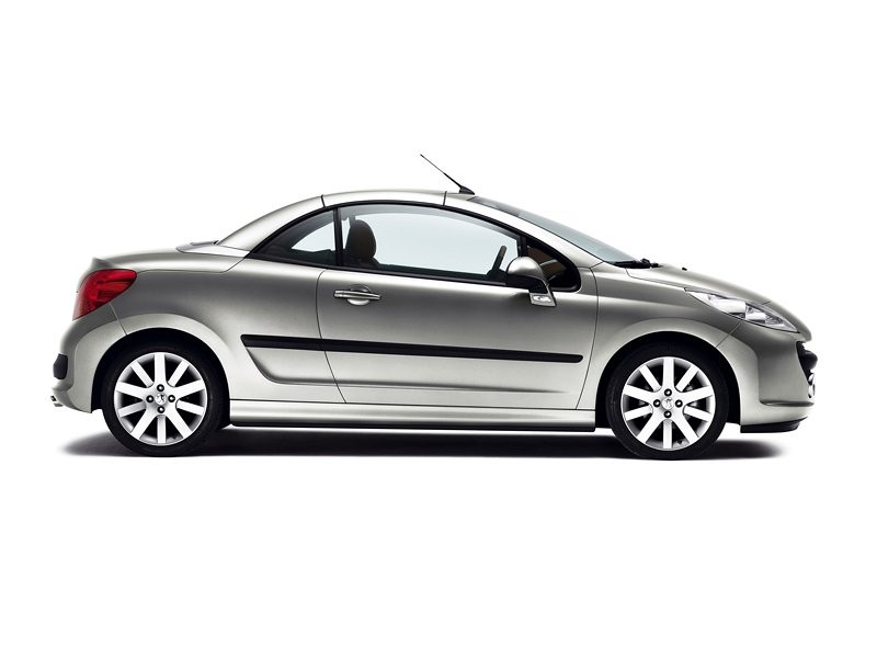 Peugeot: nieśmiertelny kameleon