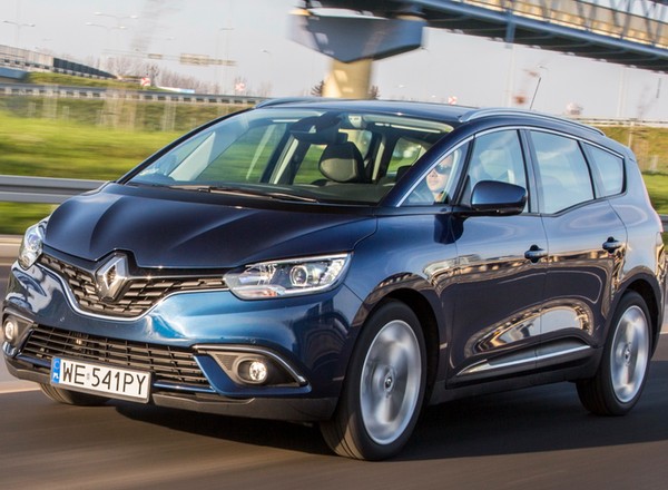 Renault Grand Scenic Hybrid Assist: auto tak, a napęd?