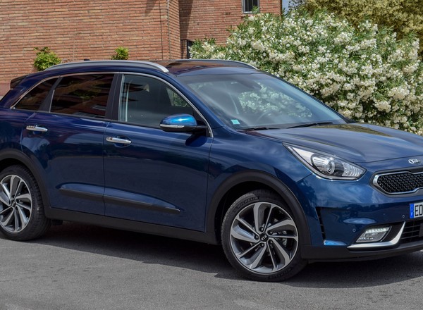 Kia Niro: koreański bat na japońskie hybrydy (pierwsza jazda)