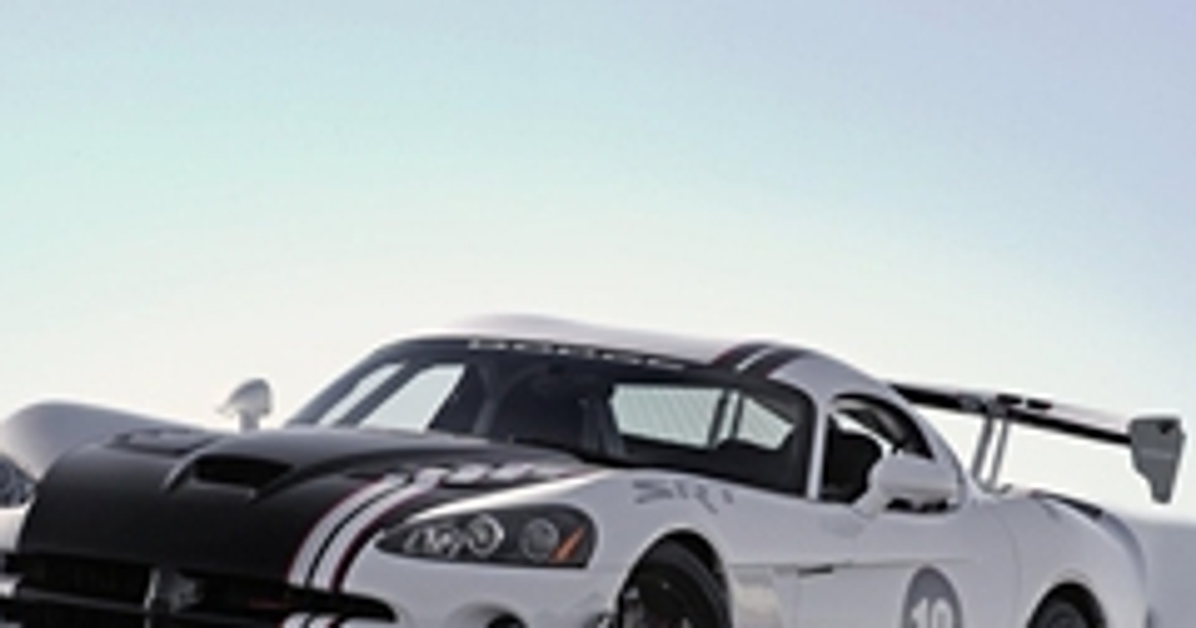 Dodge Viper SRT10 – wyjechał z produkcji, ale zaczyna się ścigać