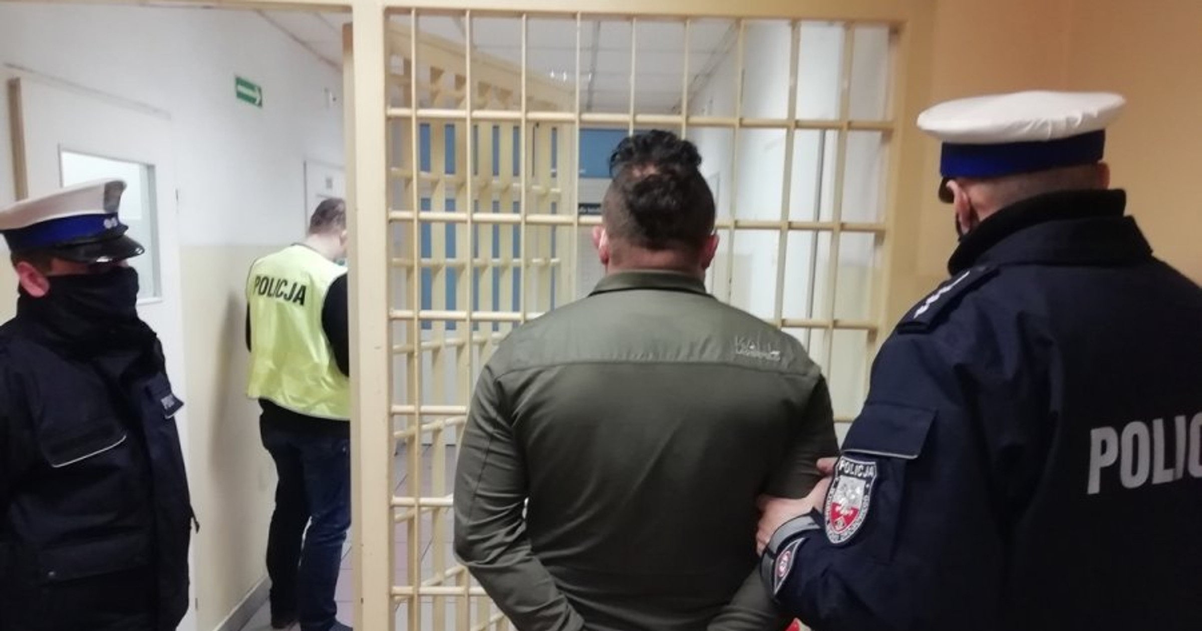 Agresywny i pijany pirat drogowy zatrzymany