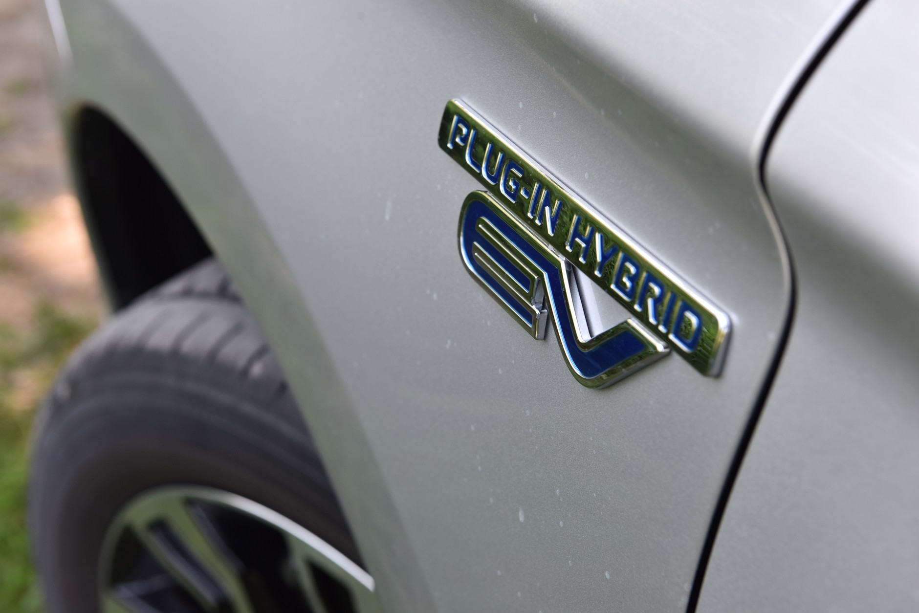 Mistubishi Outlander PHEV