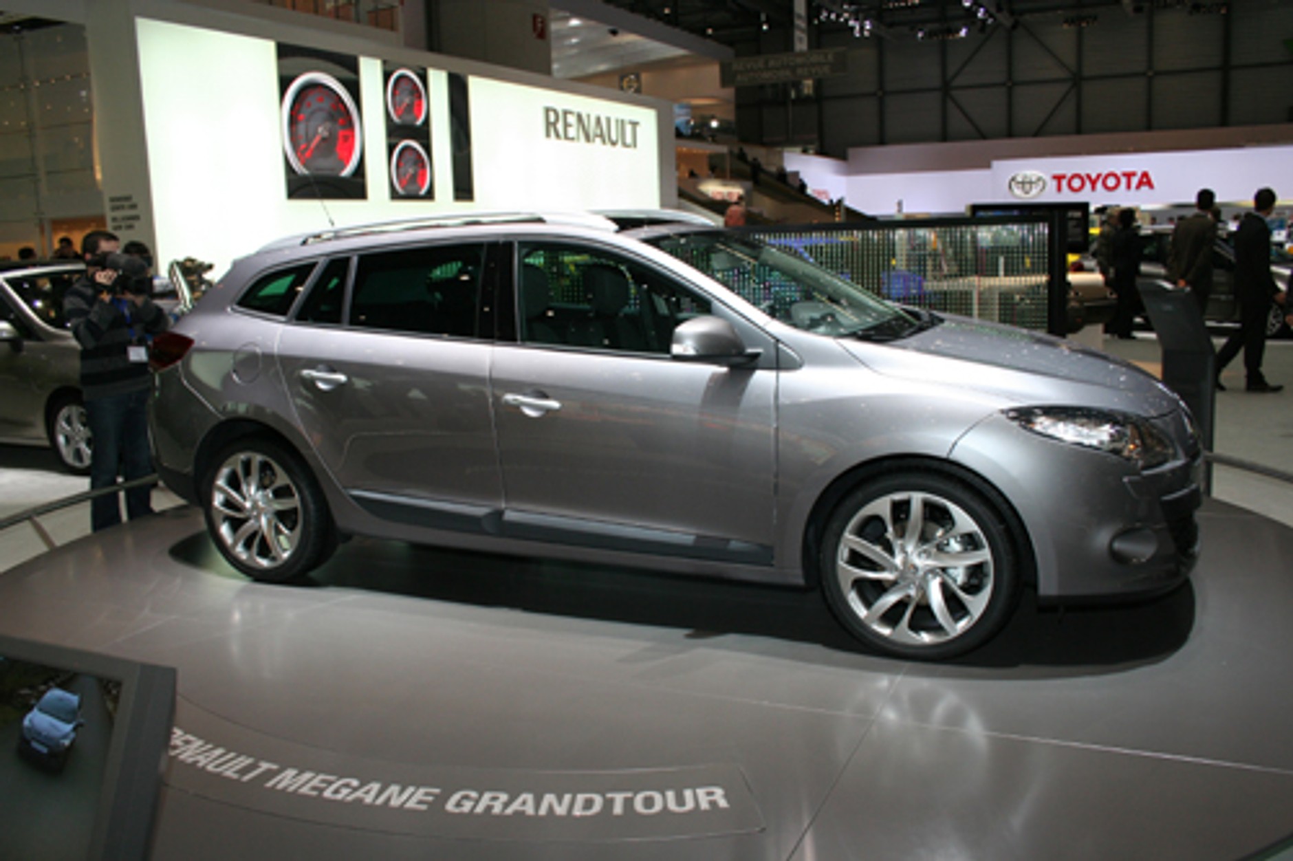 Genewa 2009 - Ekoauta na topie