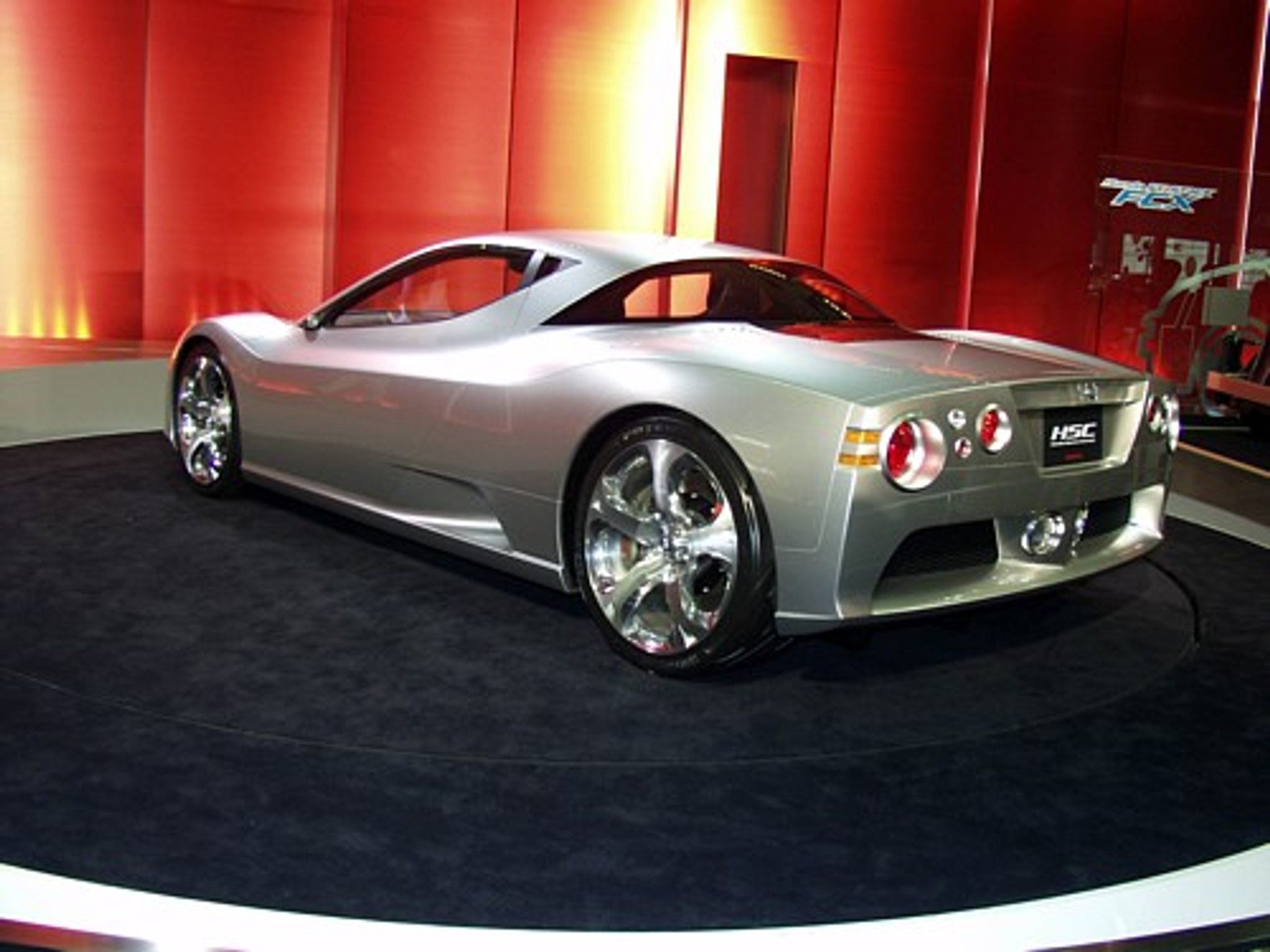 37 Tokyo Motor Show (23.10 - 05.11)