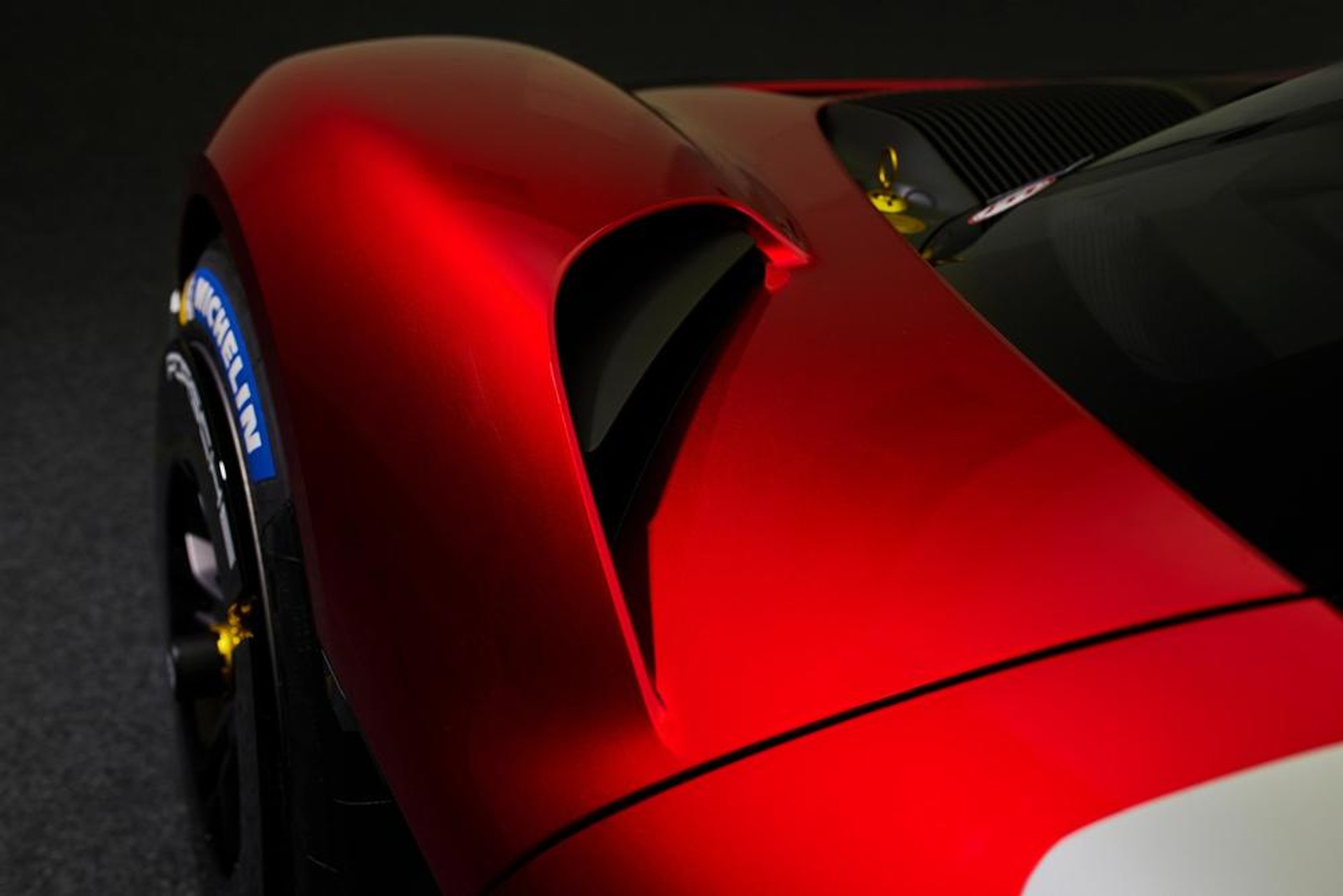 Porsche Mission R (2021)