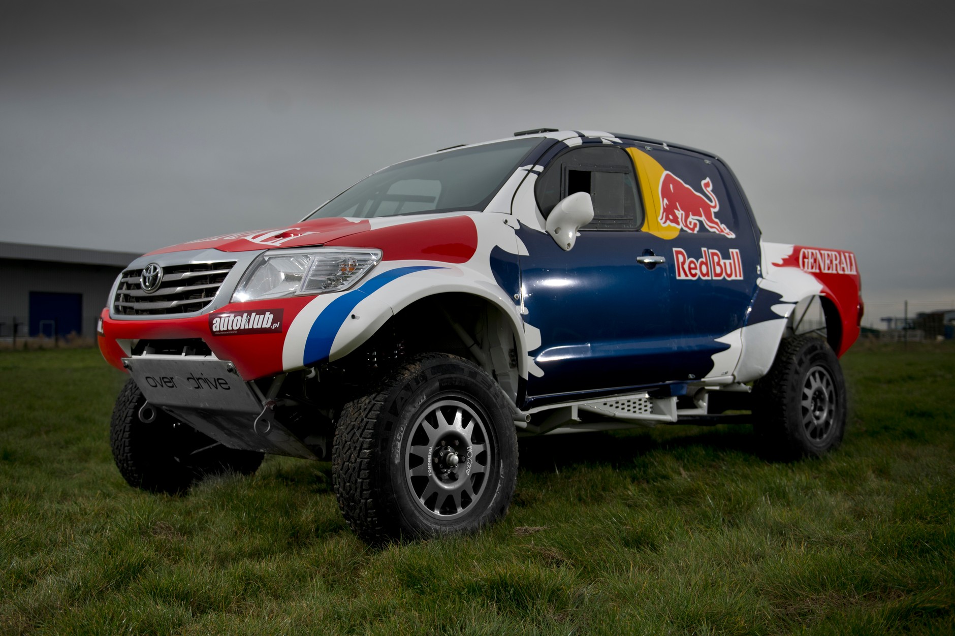 Rajd Dakar 2013: Adam Małysz za kierownicą Toyoty Hilux