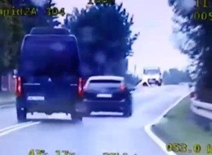 Spieszył się, bo chciał zarobić. I zarobił. Wysoką "stawkę" określili mu policjanci [WIDEO]