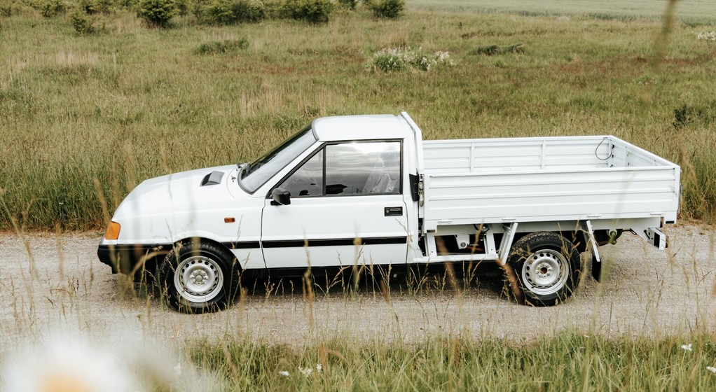 Fabrycznie nowy Polonez Truck wrócił do Polski po 26 latach spędzonych na Cyprze