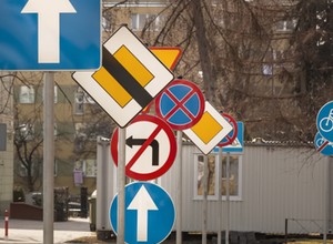 Każdy kierowca powinien znać te znaki drogowe. Czy zdobędziesz komplet punków?