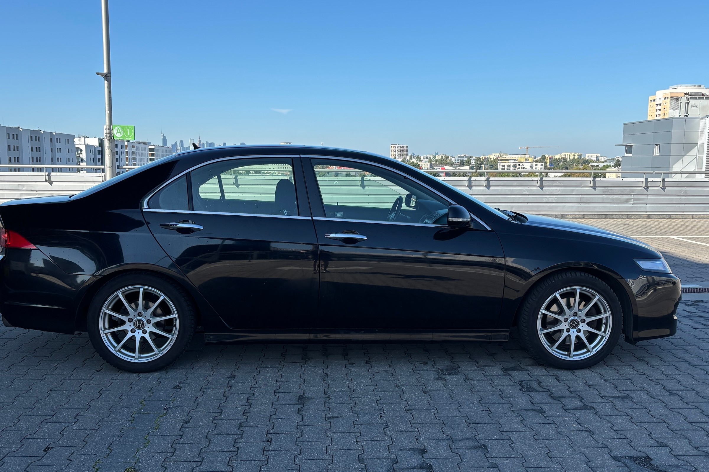 Sprzedaliśmy 19-letnią Hondę w dwa dni. Bez targowania się. Jedna rzecz była kluczowa