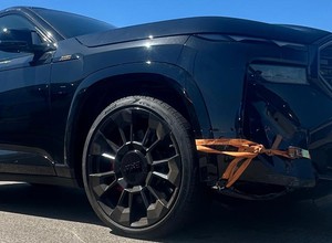 Detektywi namierzyli poszukiwane BMW XM. Kierowca nie potrafił wyjaśnić, dlaczego jedzie na wschód