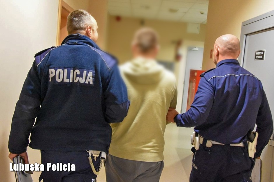 Uciekał przed policjantami. Myślał, że był pijany. Nie był, ale nie miał prawa jazdy