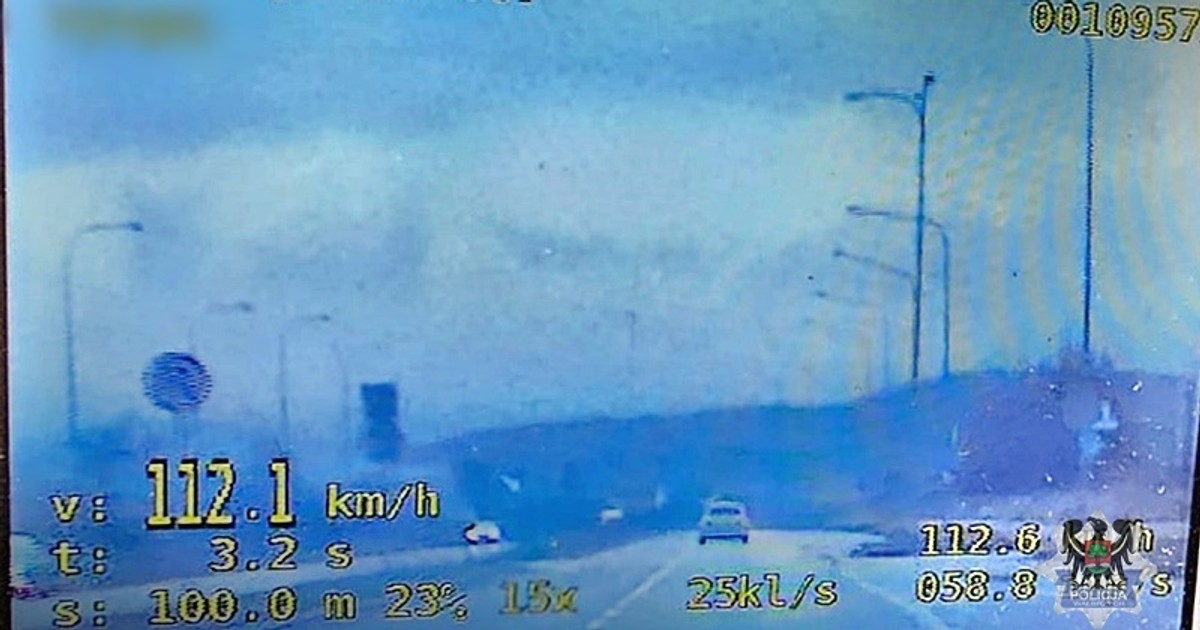 Kierowca nie spodziewał się, że z tyłu jedzie radiowóz z wideorejestratorem