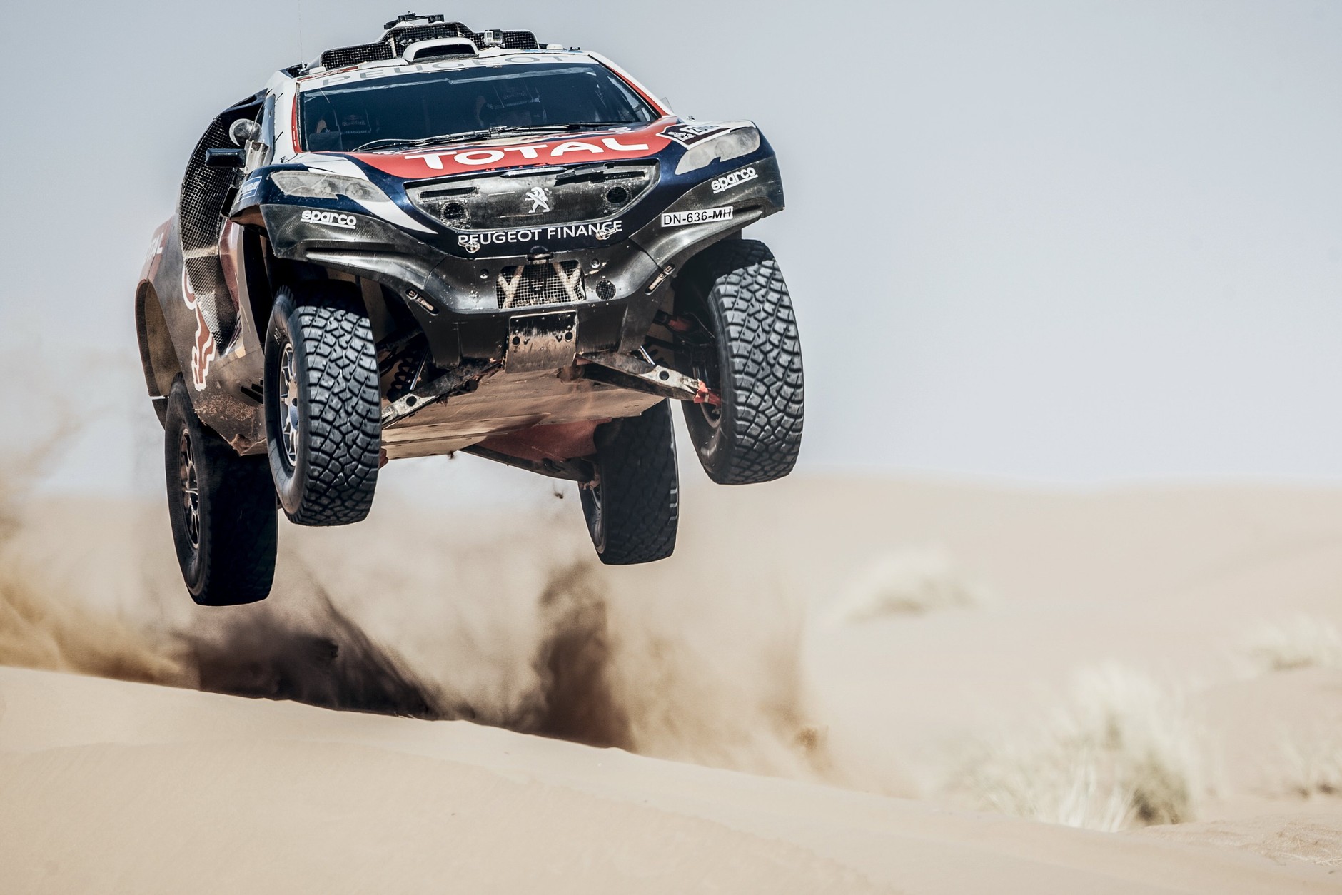 Peugeot 2008 DKR  na trasie Rajdu Jedwabnego Szlaku