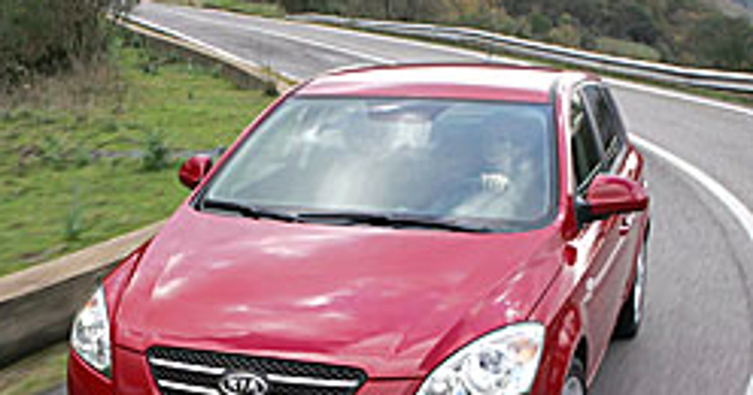 Kia Motors wzywa cee’d do serwisu