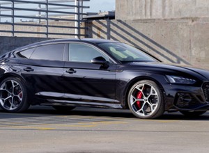 Audi RS5 Sportback — to cicha woda, która rwie asfalt