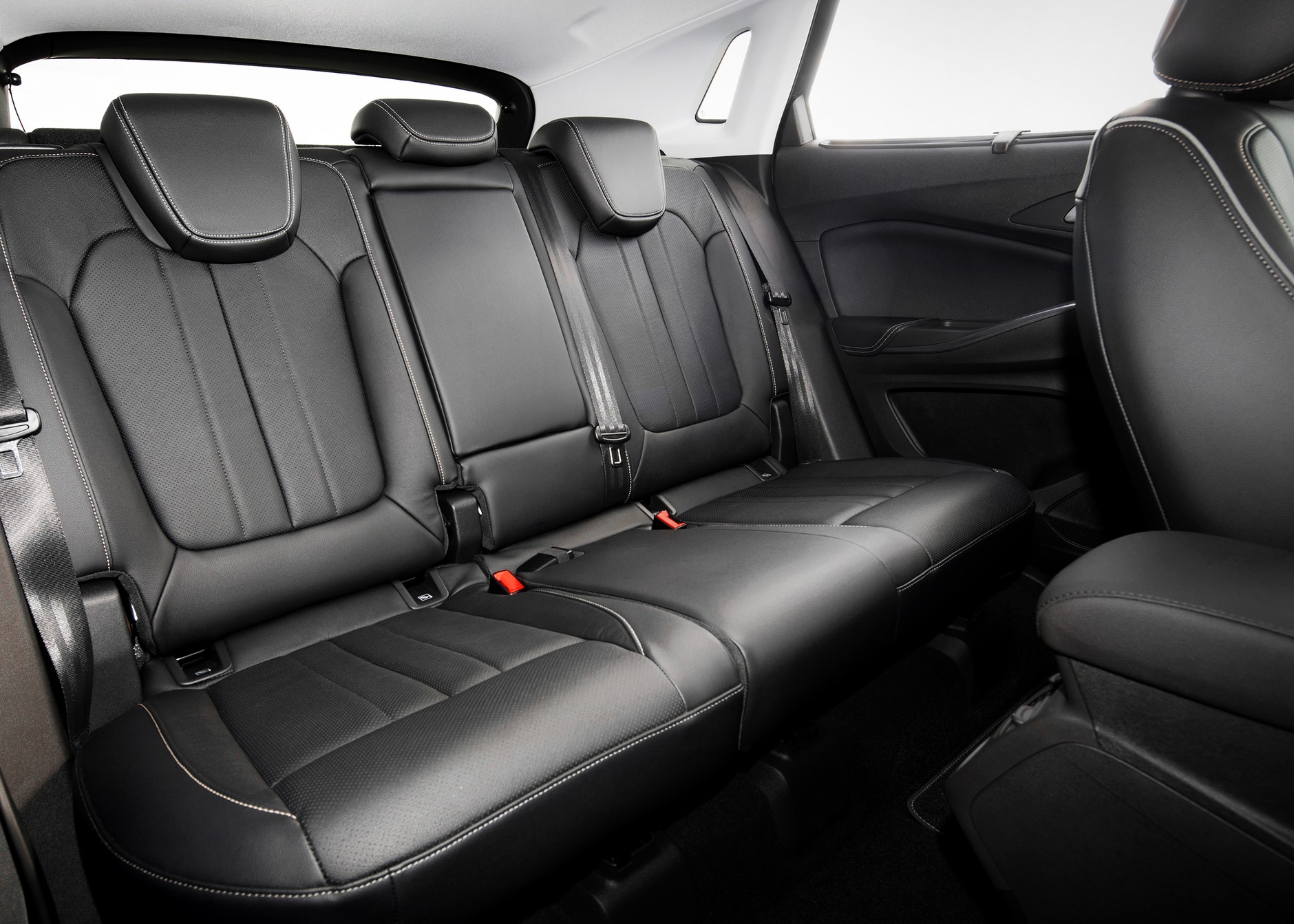 Opel Grandland X Hybrid4