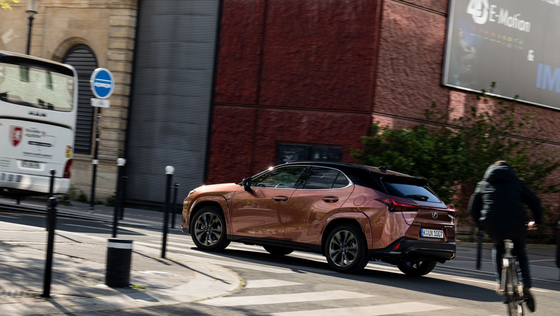 Lexus UX 300h