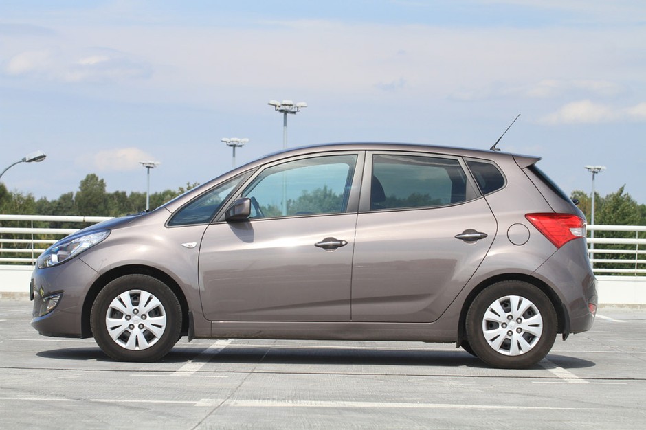 Toyota Verso S kontra Hyundai ix20 i Citroen C3 Picasso: czy to vany idealne na miasto?
