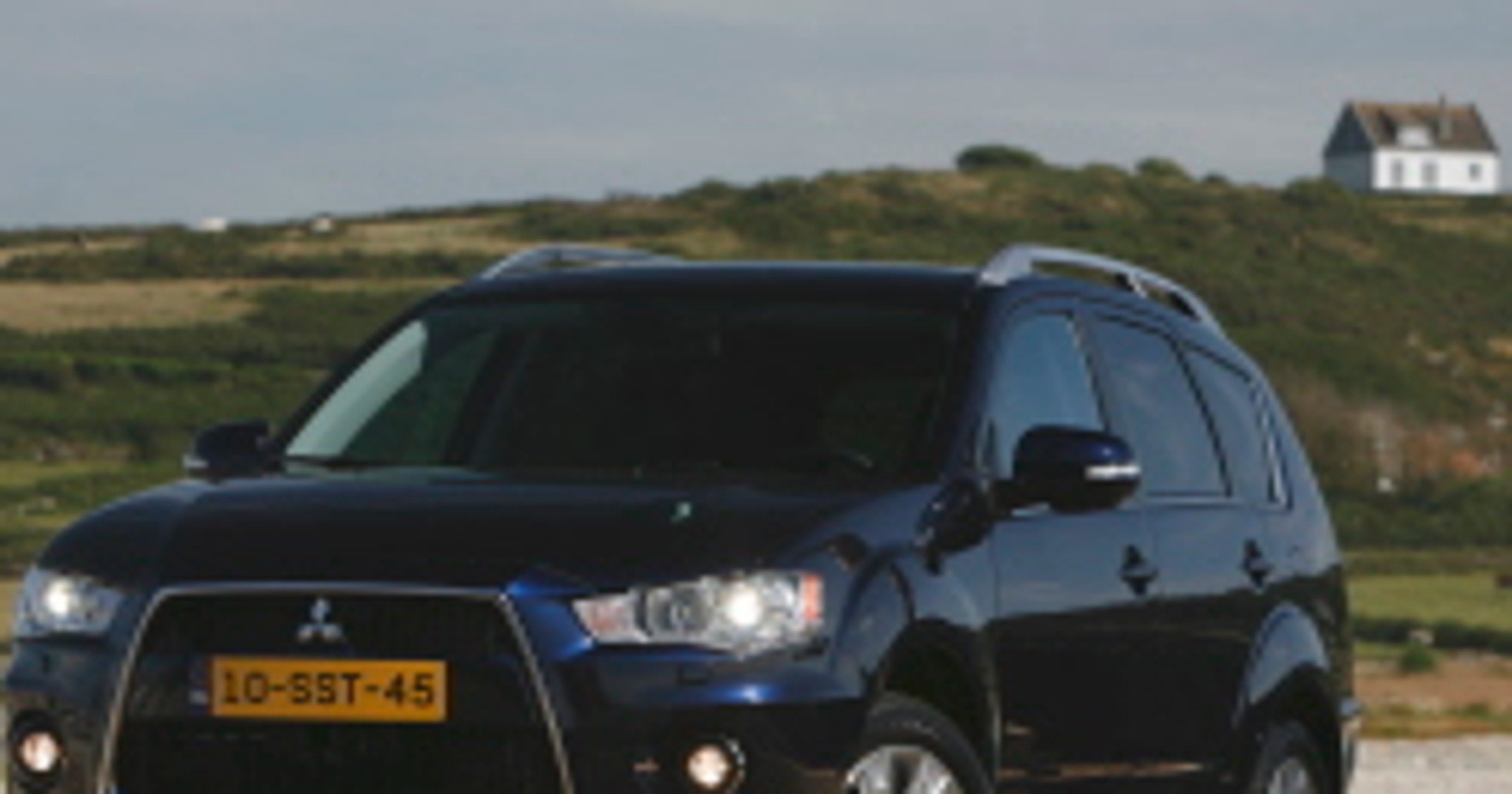 Mitsubishi: Outlander z nowym silnikiem 2.0 MIVEC uzupełnia gamę (ceny)