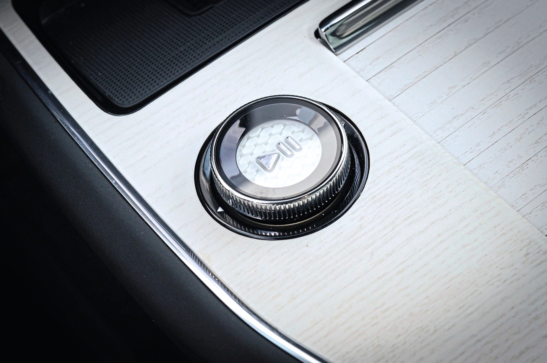 Volvo_EX90_TwinMotor_PerformanceAWD