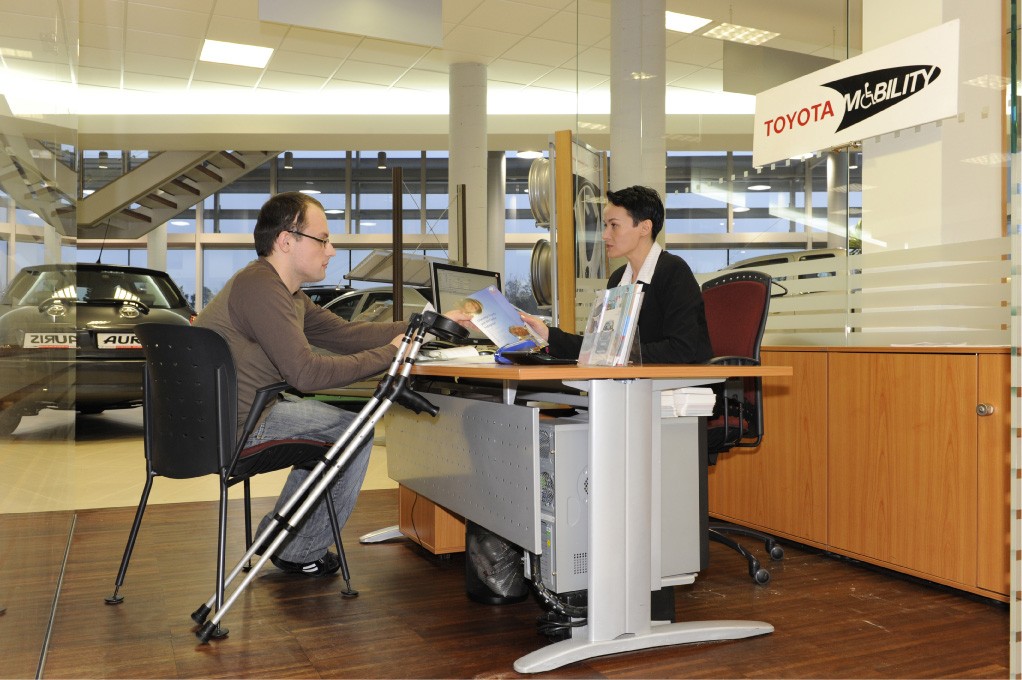 Toyota Mobility, czyli z wózka do Toyoty - krok po kroku