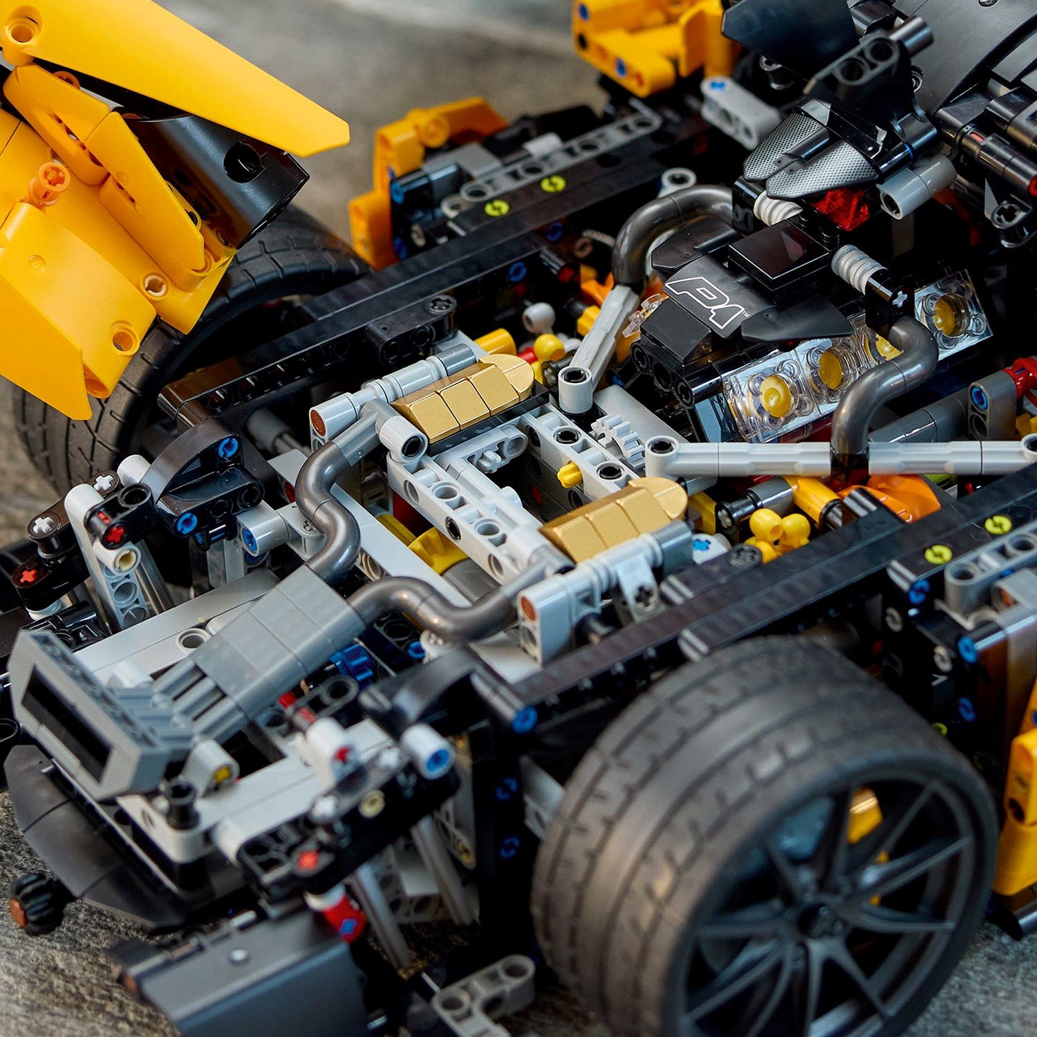 McLaren P1 z LEGO (od 2024 r.)
