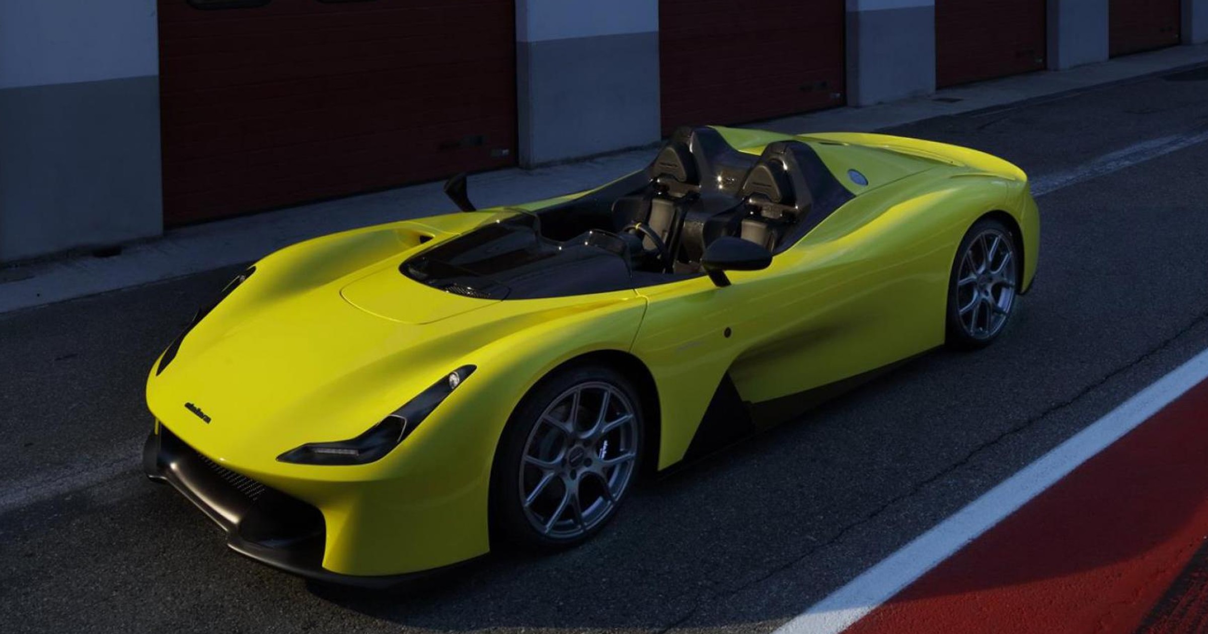 Dallara Stradale – z wyścigowymi korzeniami