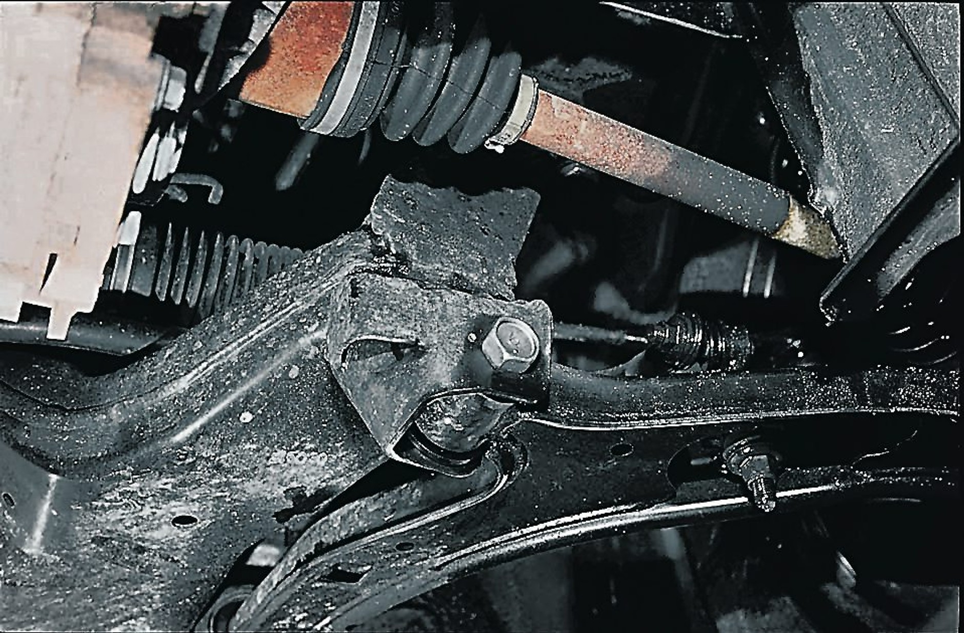 Nissan Almera II (2000-06) od 5000 zł - usterki