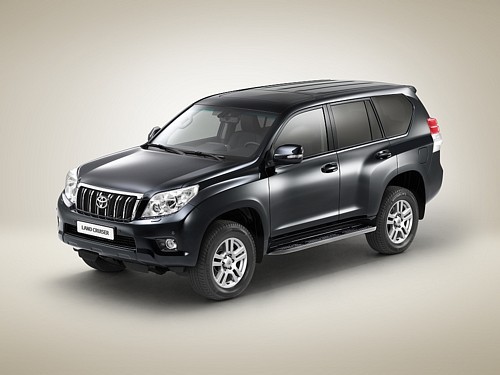 Nowa Toyota Land Cruiser 150 - pierwsze zdjęcia