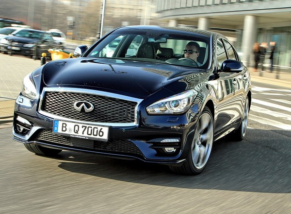 Limuzyna dla indywidualistów: Infiniti Q70