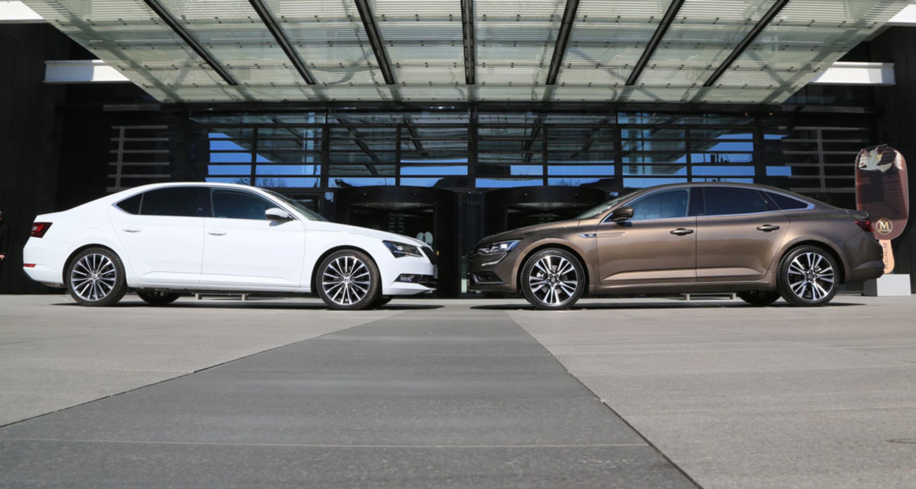 Renault Talisman kontra Skoda Superb - z ambicjami do klasy premium