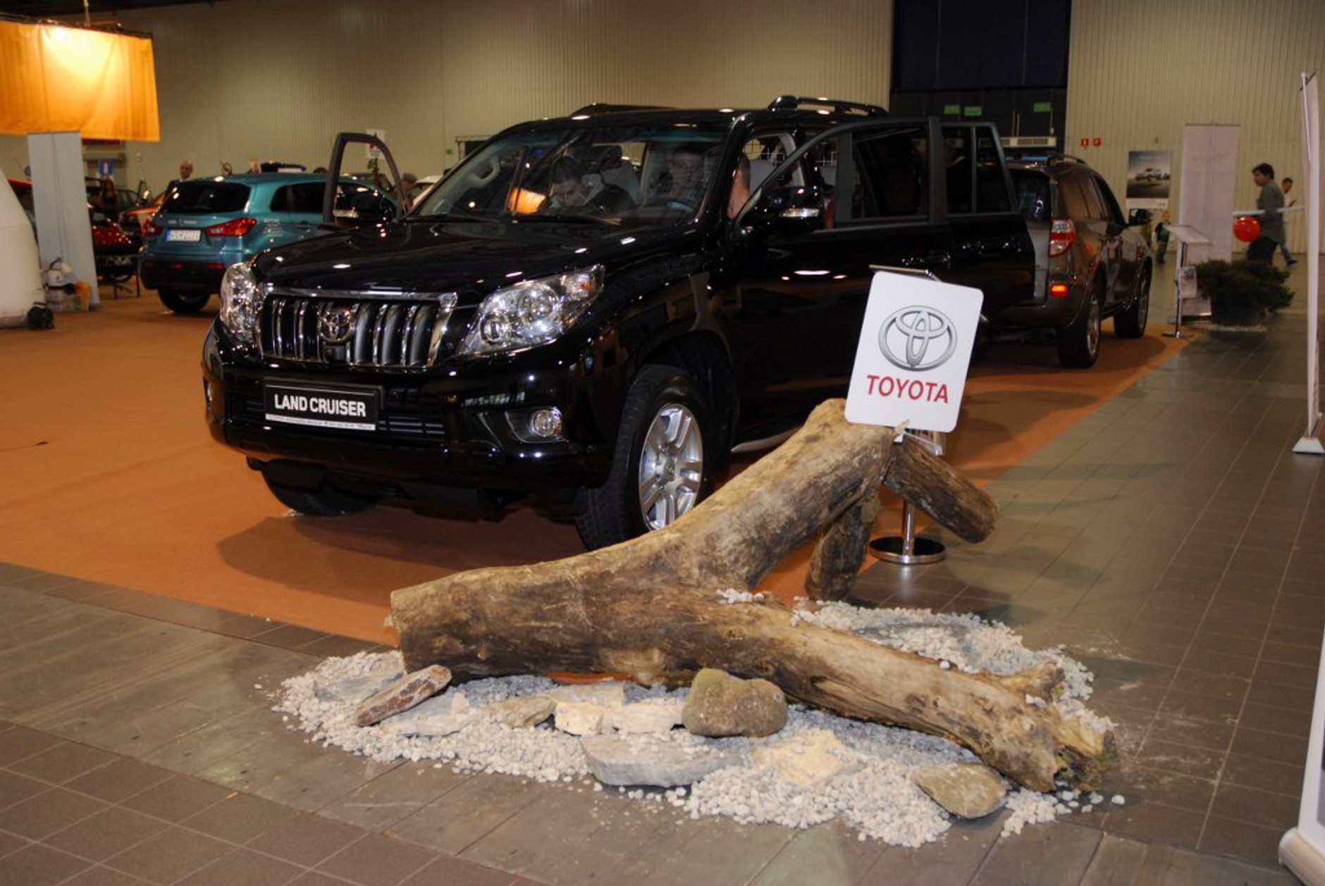 Autoshow musi trwać