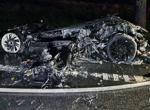 Hybrydowe BMW i8 doszczętnie spłonęło pod Tczewem