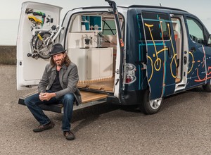 Nissan e-NV200 WORKSPACe - mobilne miejsce pracy