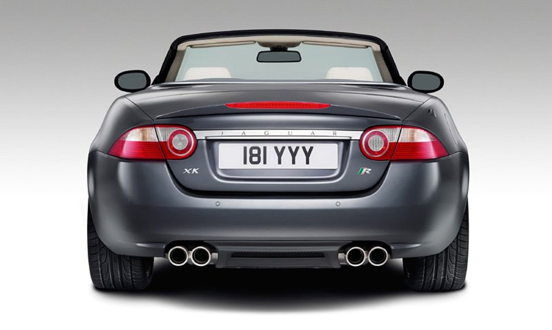 Nowy Jaguar XKR: wściekły kotek