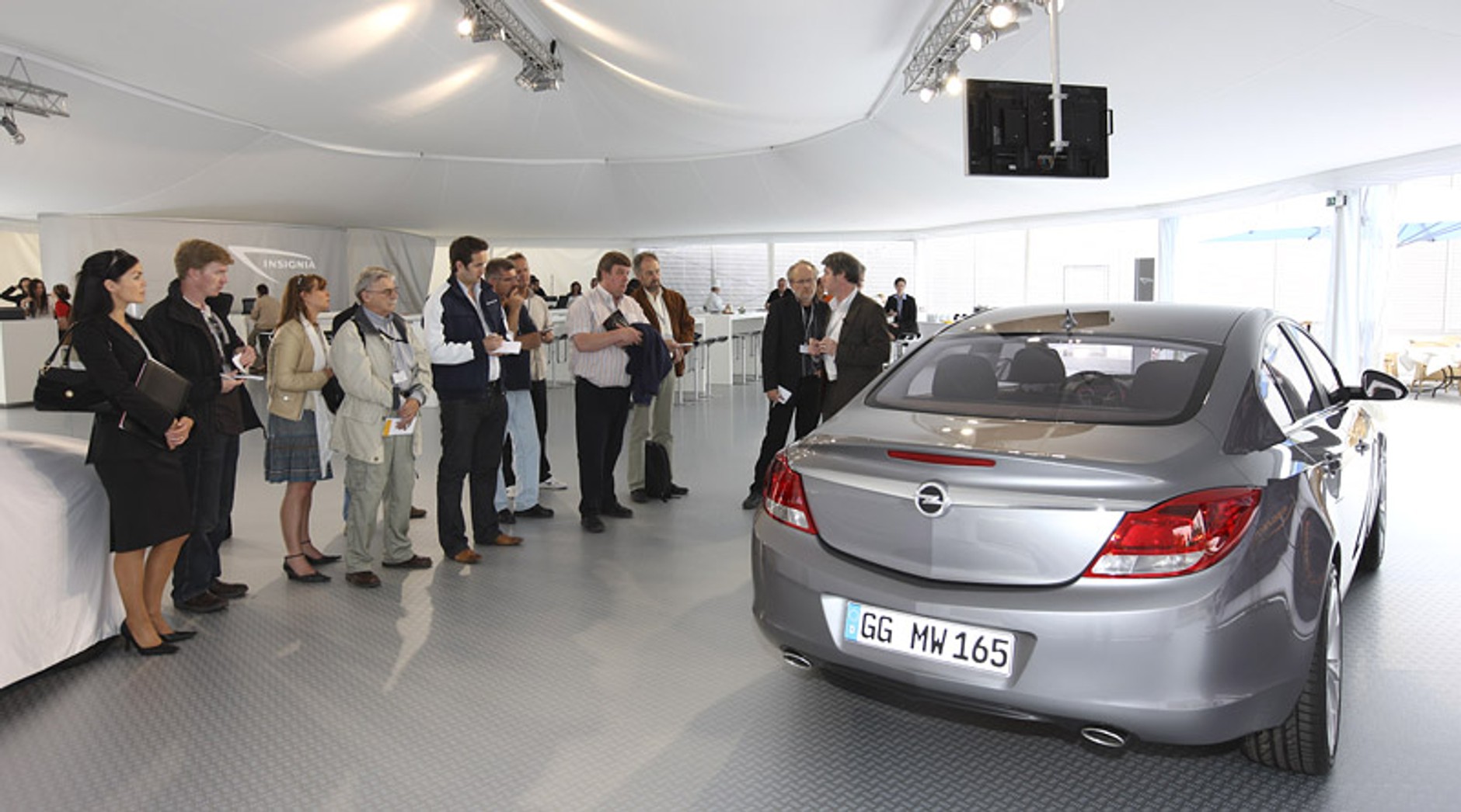 Opel Insignia: pierwsza statyczna prezentacja